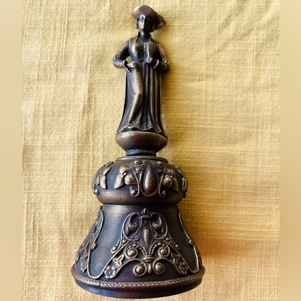 1973 Gerry Ballantyne bronze bell Maria Theresa